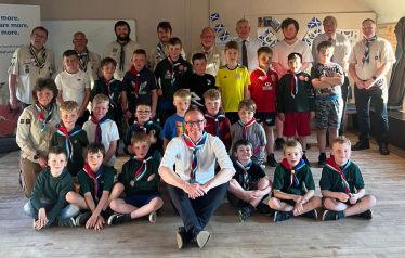 Scottish Borders MP encourages volunteers to help Selkirk Scouts Group